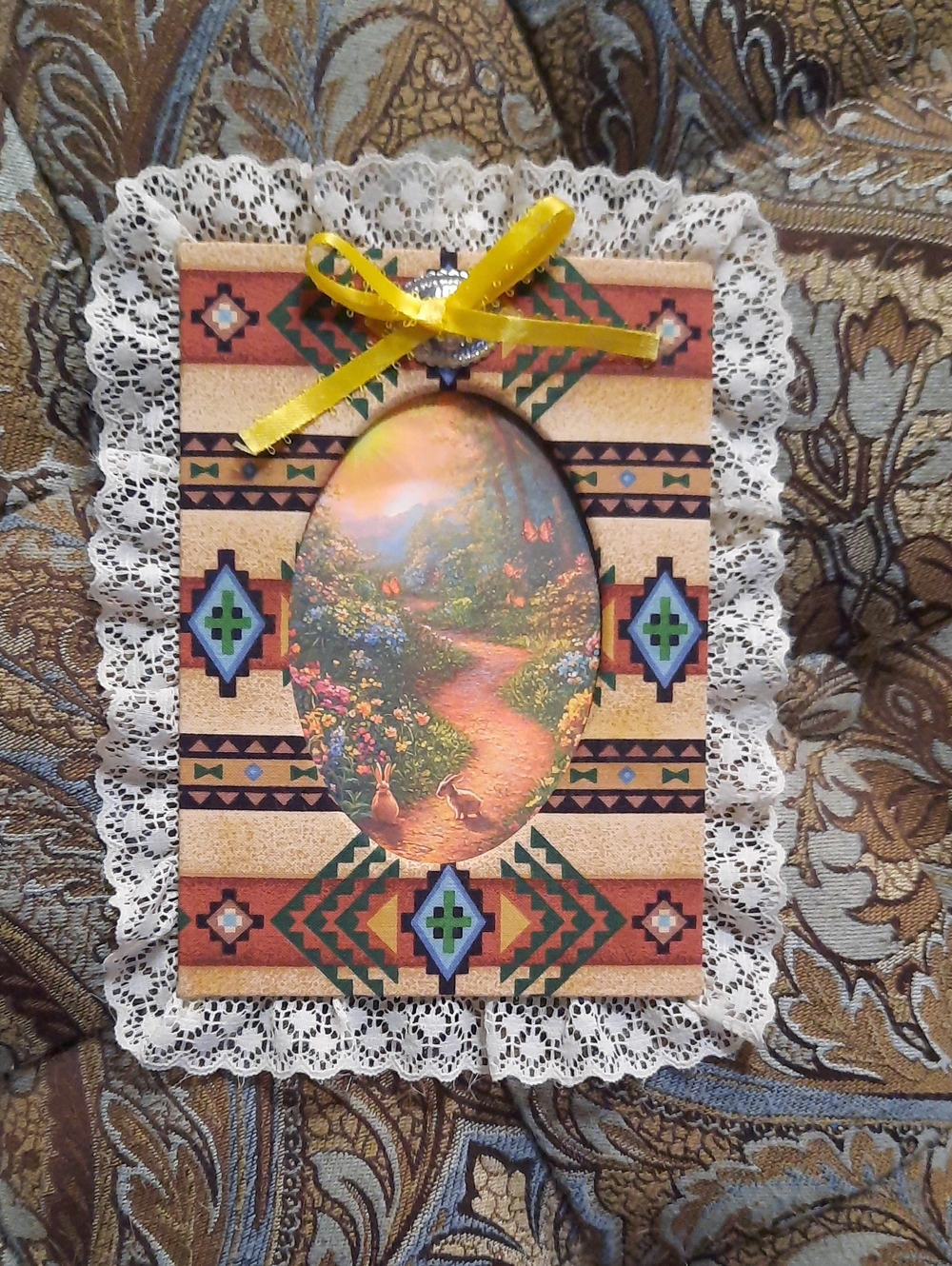 Navajo Handmade  Decorative Picture Frame with Sample  Oval Artwork and Lace